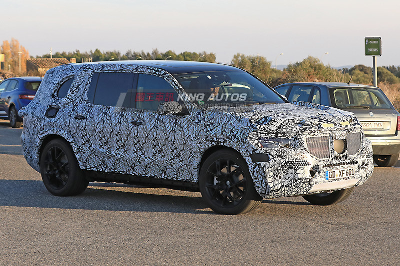 全新MHA底盤打造 新世代《Mercedes-Benz GLS》預計2019年問世 全新MHA底盤打造 新世代《Mercedes-Benz GLS》預計2019年問世