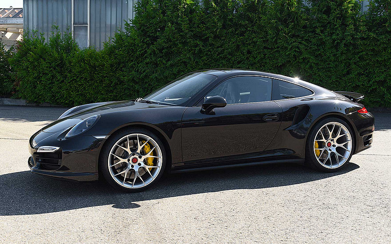 猛蛙專家Gemballa改造《Porsche 911 Turbo S》 GTR 8XX Evo-R BiTurbo猛暴828強大馬 猛蛙專家Gemballa改造《Porsche 911 Turbo S》 GTR 8XX Evo-R BiTurbo猛暴828強大馬