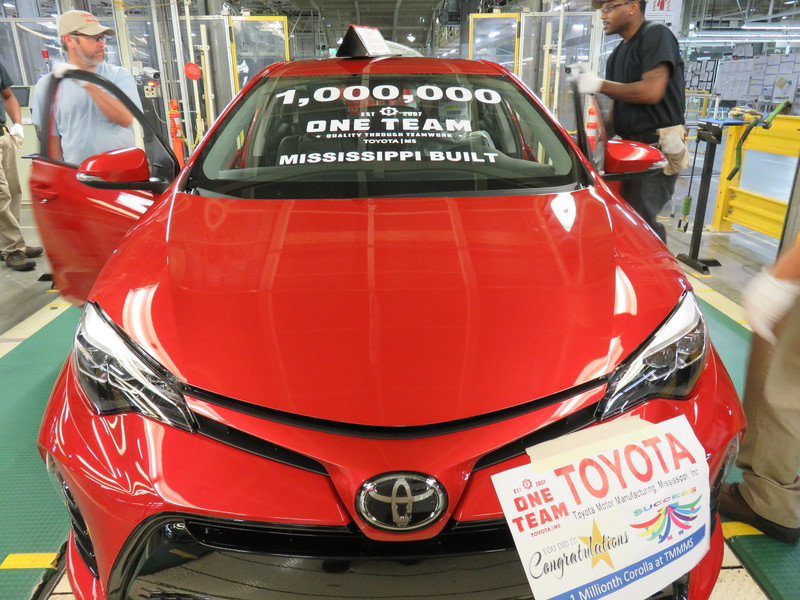 《Toyota Corolla》美國密西西比工廠第100萬輛新車誕生 《Toyota Corolla》美國密西西比工廠第100萬輛新車誕生