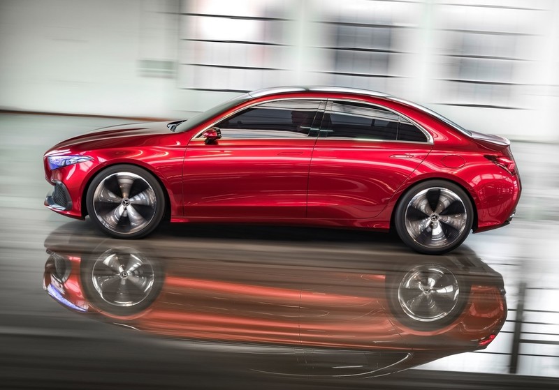 賓士小房車《Mercedes-Benz A-Class Sedan》 預告進軍美國搶攻年輕族群 賓士小房車《Mercedes-Benz A-Class Sedan》 預告進軍美國搶攻年輕族群