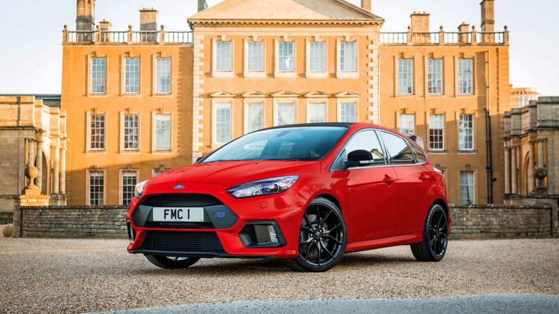 聖誕老人坐駕新選擇 《Ford》推出《Focus RS Red Edition》聖誕紅特別版 聖誕老人坐駕新選擇 《Ford》推出《Focus RS Red Edition》聖誕紅特別版