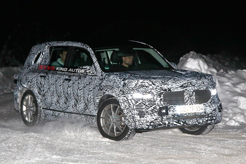 瞄準《X1》《Q3》與《XC40》 《Mercedes-Benz GLB》推估2018年問世 瞄準《X1》《Q3》與《XC40》 《Mercedes-Benz GLB》推估2018年問世