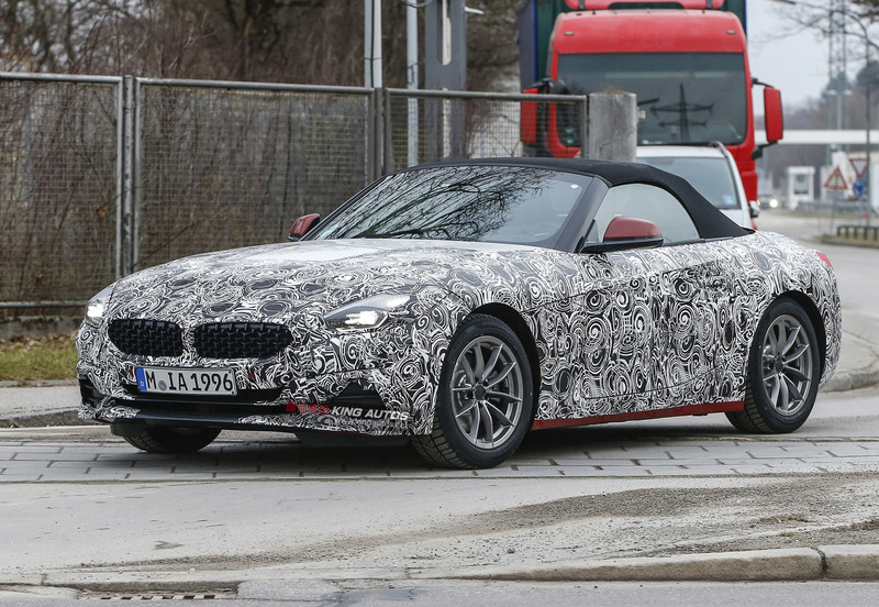 最快2018上半年亮相 新一代《BMW Z4》偽裝車持續密集測試中 最快2018上半年亮相 新一代《BMW Z4》偽裝車持續密集測試中