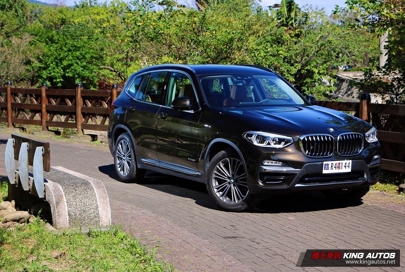 同中求異的用心─《BMW X3 xDrive30i》豪華運動版試駕,乘用篇 同中求異的用心─《BMW X3 xDrive30i》豪華運動版試駕,乘用篇