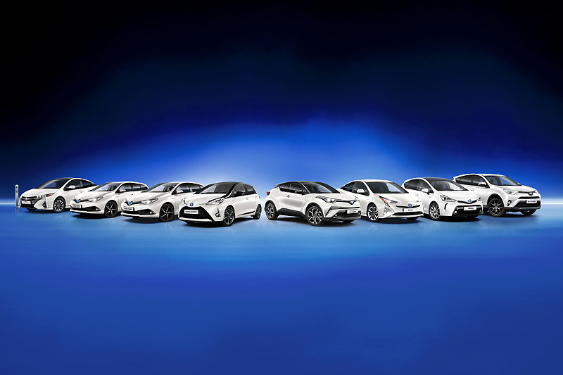 全車系平均排碳僅100g/km 英國《Toyota》乘用車17年再創減碳新紀錄 全車系平均排碳僅100g/km 英國《Toyota》乘用車17年再創減碳新紀錄