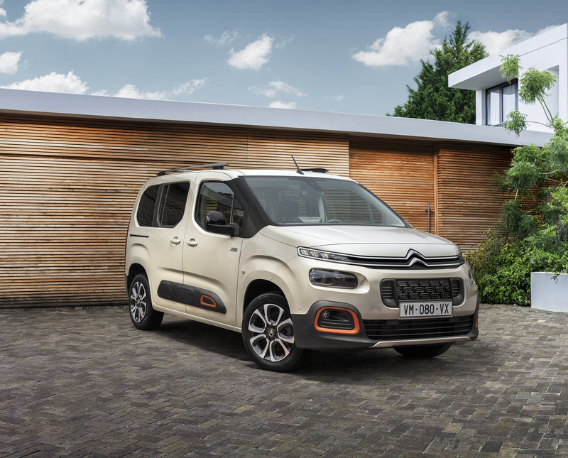新世代《Citroën Berlingo》日內瓦首演前夕搶先亮相 新世代《Citroën Berlingo》日內瓦首演前夕搶先亮相