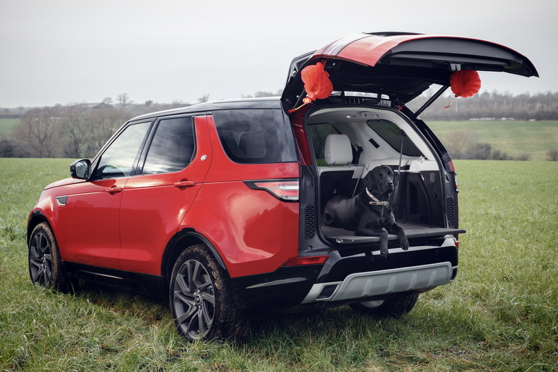 讓你帶寵物出遊更安心 《Land Rover》推出寵物專屬套件 讓你帶寵物出遊更安心 《Land Rover》推出寵物專屬套件