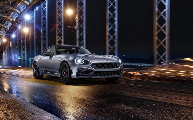 《Abarth 124 GT》碳纖維硬頂2018年日內瓦車展殺氣上身 《Abarth 124 GT》碳纖維硬頂2018年日內瓦車展殺氣上身