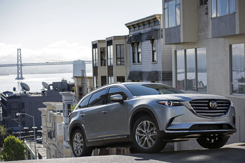 影音隨行《Mazda CX-9》美國市場推出RSES後座專屬娛樂系統 影音隨行《Mazda CX-9》美國市場推出RSES後座專屬娛樂系統
