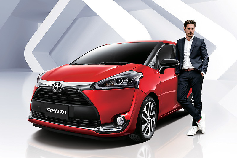 五月限量300部 《Toyota Sienta》1.8升車型提供「魅力風尚版」套件免費升級 五月限量300部 《Toyota Sienta》1.8升車型提供「魅力風尚版」套件免費升級