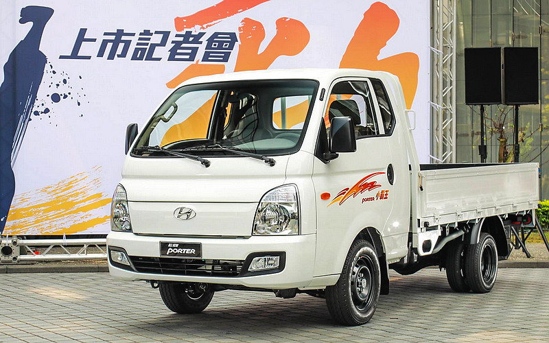 事業進階好夥伴 2018年台灣市場生財工具之《中型商用車》彙整 事業進階好夥伴 2018年台灣市場生財工具之《中型商用車》彙整