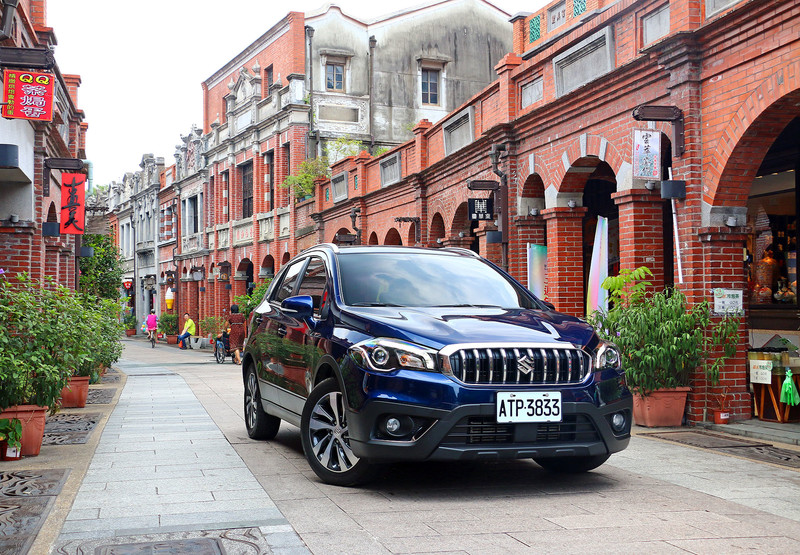 【Why Buy?】《SUZUKI SX4》值得購買的理由? 【Why Buy?】《SUZUKI SX4》值得購買的理由?