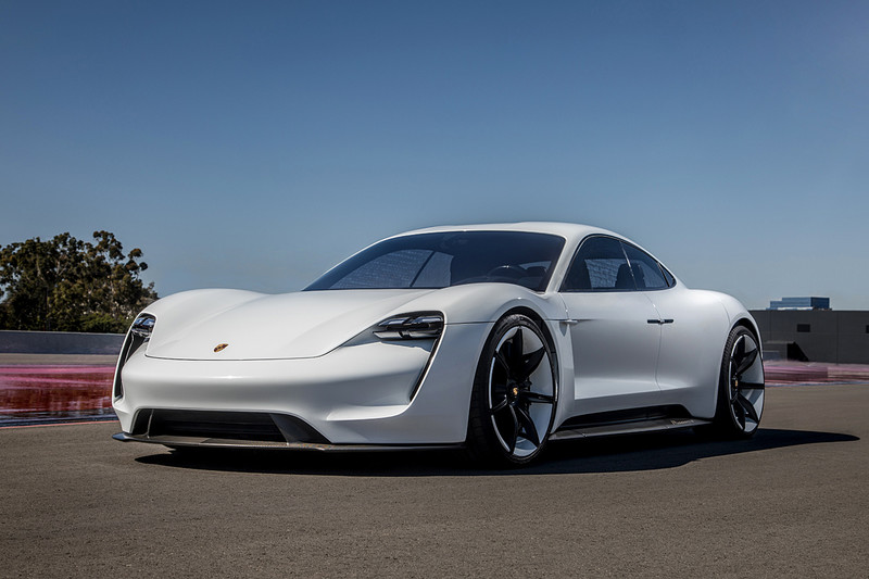 《Porsche》首款市售電動車定名《Taycan》 《Mission E》量產版明年投產 《Porsche》首款市售電動車定名《Taycan》 《Mission E》量產版明年投產
