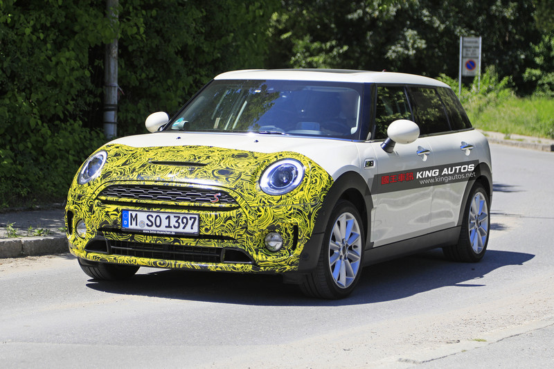 第二代《Mini Clubman》即將小改款 測試用偽裝車首度現蹤 第二代《Mini Clubman》即將小改款 測試用偽裝車首度現蹤