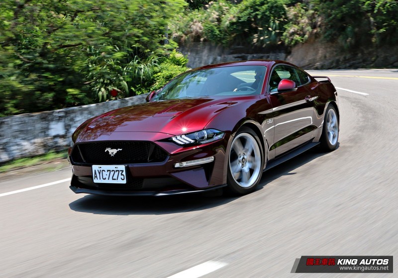 堅持大排氣量的美國味 ─《Ford Mustang 5.0 GT Premium》試駕報導 堅持大排氣量的美國味 ─《Ford Mustang 5.0 GT Premium》試駕報導