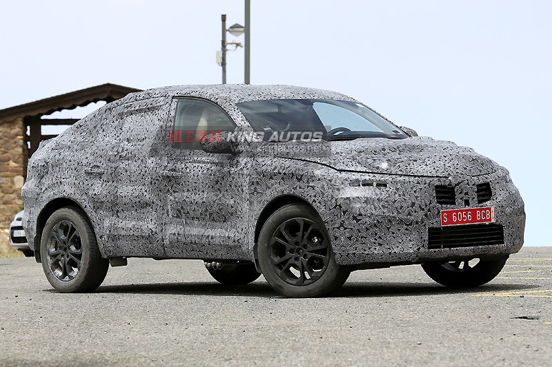 跨界SUV熱度不減 《Renault Captur Coupé》預約2019年亮相 跨界SUV熱度不減 《Renault Captur Coupé》預約2019年亮相
