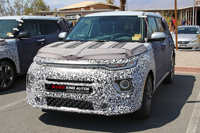大改款《Kia Soul Turbo》首度現身 面容設計更具科技氣息 大改款《Kia Soul Turbo》首度現身 面容設計更具科技氣息