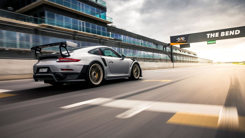 持續創造賽道紀錄 《Porsche 911 GT2 RS》攻克澳洲新賽道 持續創造賽道紀錄 《Porsche 911 GT2 RS》攻克澳洲新賽道