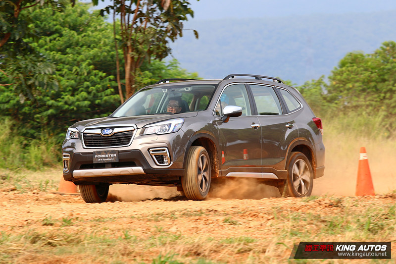 賽道、越野樣樣來 ─ 大改款《Subaru Forester》試駕初體驗 賽道、越野樣樣來 ─ 大改款《Subaru Forester》試駕初體驗
