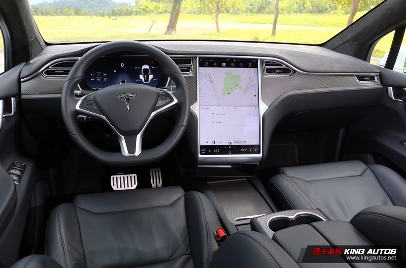 車內大螢幕也能玩手遊? 《Tesla》準備在多媒體系統加入遊戲功能 車內大螢幕也能玩手遊? 《Tesla》準備在多媒體系統加入遊戲功能