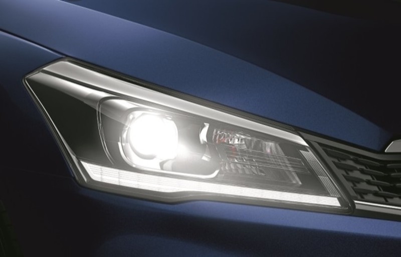 小改款《Suzuki Ciaz》局部影像曝光 印度市場預售啟動 小改款《Suzuki Ciaz》局部影像曝光 印度市場預售啟動
