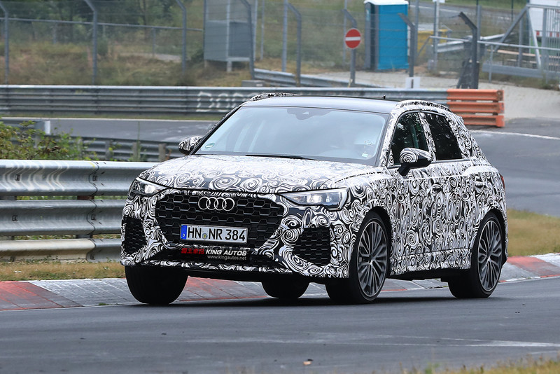 新世代《Audi RS Q3》即將重整戰力 偽裝車搶先曝光 新世代《Audi RS Q3》即將重整戰力 偽裝車搶先曝光
