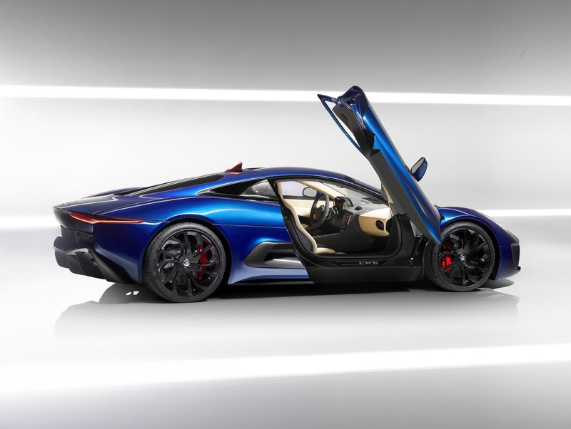 瞄準《McLaren 570S》 傳《Jaguar》有意推出中置引擎超跑《J-Type》 瞄準《McLaren 570S》 傳《Jaguar》有意推出中置引擎超跑《J-Type》
