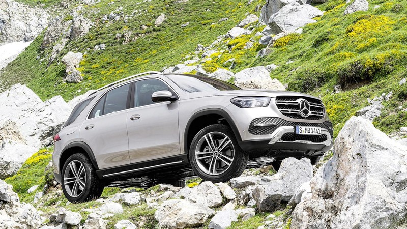 新世代《Mercedes-Benz GLE》亮相 預約2018年巴黎車展正式首演 新世代《Mercedes-Benz GLE》亮相 預約2018年巴黎車展正式首演