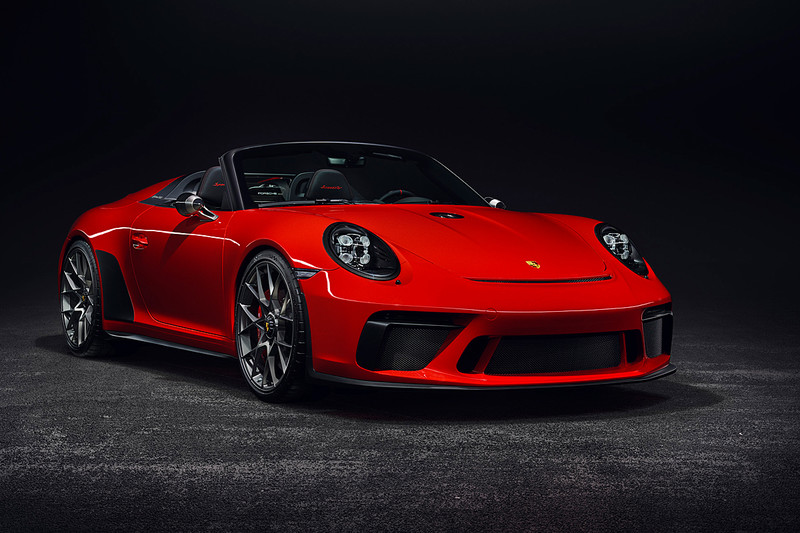 《Porsche 911 Speedster》概念車登陸巴黎 限量1948輛預計2019年投產 《Porsche 911 Speedster》概念車登陸巴黎 限量1948輛預計2019年投產