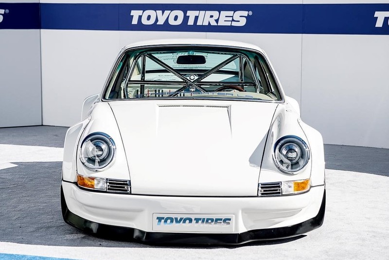 創新或是褻瀆經典? 《Porsche 911》移植《Tesla》700匹馬力電動系統 創新或是褻瀆經典? 《Porsche 911》移植《Tesla》700匹馬力電動系統