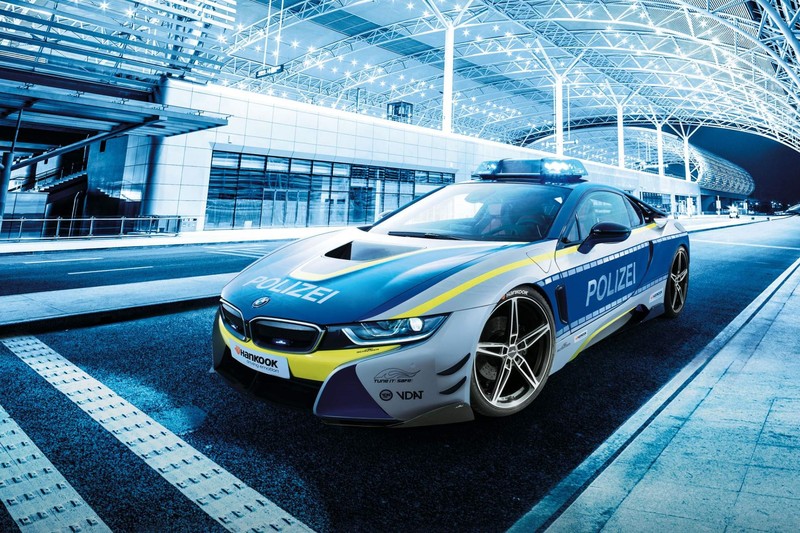 《AC Schnitzer》打造《BMW i8 TUNE IT! SAFE!》改裝警車 《AC Schnitzer》打造《BMW i8 TUNE IT! SAFE!》改裝警車