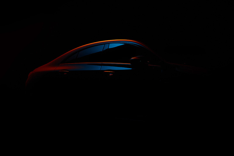 大改款《Mercedes-Benz CLA》預告2019年CES發表 車側預覽圖首度曝光 大改款《Mercedes-Benz CLA》預告2019年CES發表 車側預覽圖首度曝光