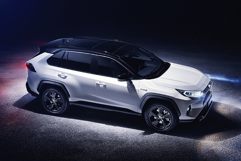 雙動力、六款配備等級 德國市場新型《Toyota RAV4》初步產品資訊公佈 雙動力、六款配備等級 德國市場新型《Toyota RAV4》初步產品資訊公佈
