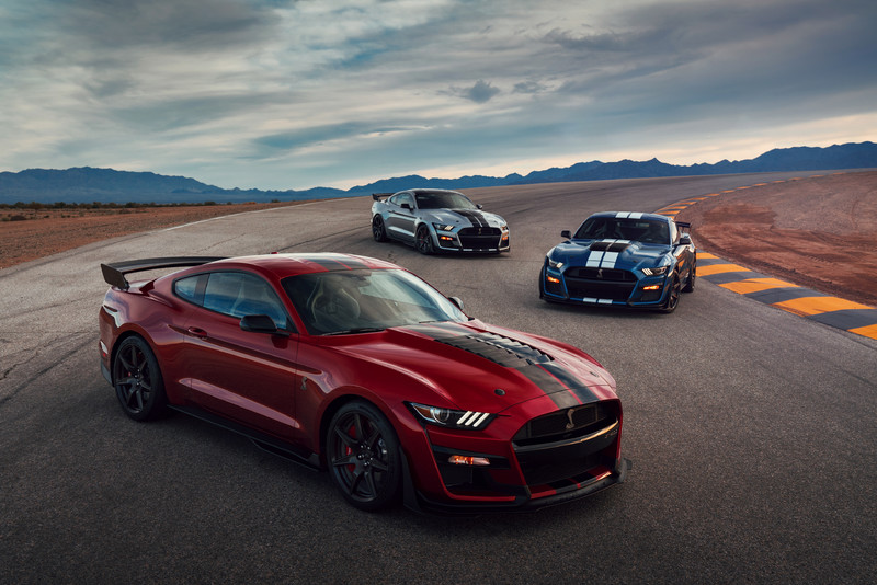 眼鏡王蛇附身 《Shelby GT500》挾700匹馬力正式現身 眼鏡王蛇附身 《Shelby GT500》挾700匹馬力正式現身