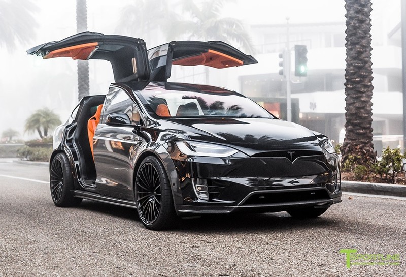 T Sportline套件再臨 《Tesla Model X P100D》跳色內裝搭配全車爆龜風 T Sportline套件再臨 《Tesla Model X P100D》跳色內裝搭配全車爆龜風