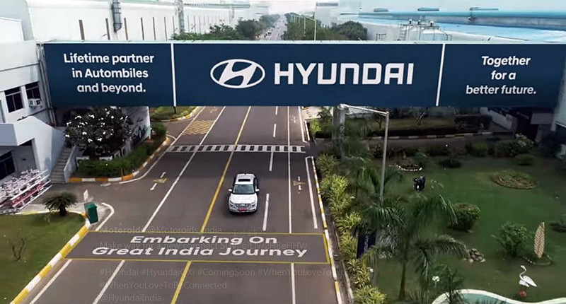 《Hyundai》跨界新作身影曝光 有望以《QXi》車名紐約首演 《Hyundai》跨界新作身影曝光 有望以《QXi》車名紐約首演