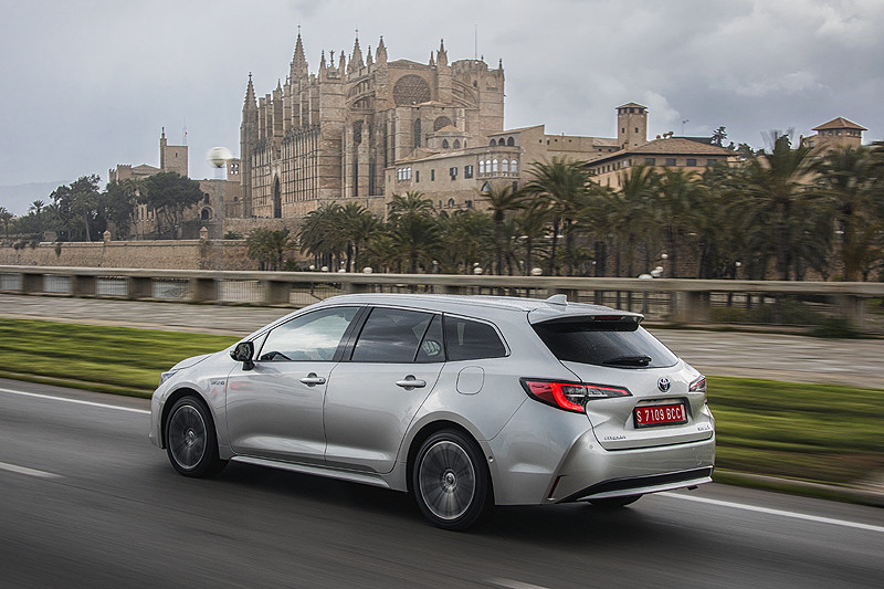有行無市 新型《Toyota Corolla Touring Sports》短期內仍難以入台 有行無市 新型《Toyota Corolla Touring Sports》短期內仍難以入台
