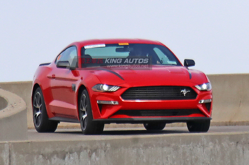 入門性能野馬可望復出 《Ford Mustang SVO》原型車首度亮相 入門性能野馬可望復出 《Ford Mustang SVO》原型車首度亮相