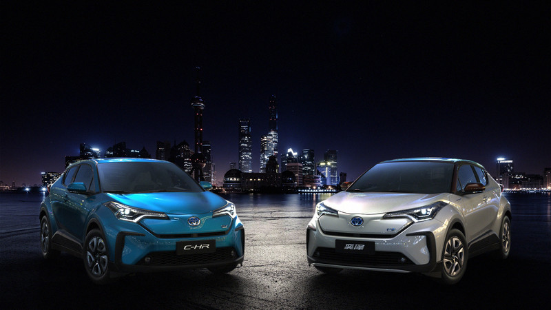 純電版《Toyota Izoa/C-HR》上海亮相 預約2020年中國開賣 純電版《Toyota Izoa/C-HR》上海亮相 預約2020年中國開賣