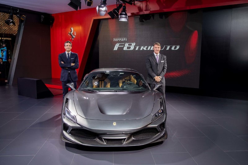 《Ferrari F8 Tributo》現身上海快閃概念店 台灣標配建議售價同步公布 《Ferrari F8 Tributo》現身上海快閃概念店 台灣標配建議售價同步公布