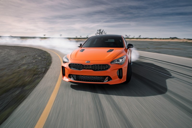 橫移不費力 《Kia》限量車型《Stinger GTS》新增甩尾模式 橫移不費力 《Kia》限量車型《Stinger GTS》新增甩尾模式