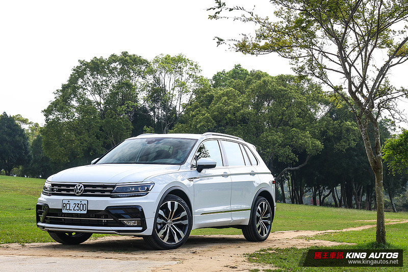 有IQ就放心嗎?─《Volkswaegn Tiguan 380 TSI R-Line Performance》IQ. Drive試 有IQ就放心嗎?─《Volkswaegn Tiguan 380 TSI R-Line Performance》IQ. Drive試