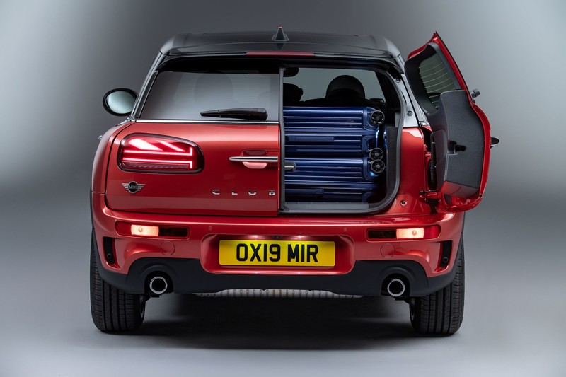 2020年式《Mini Clubman》亮相,跟進換上米字旗LED尾燈 2020年式《Mini Clubman》亮相,跟進換上米字旗LED尾燈