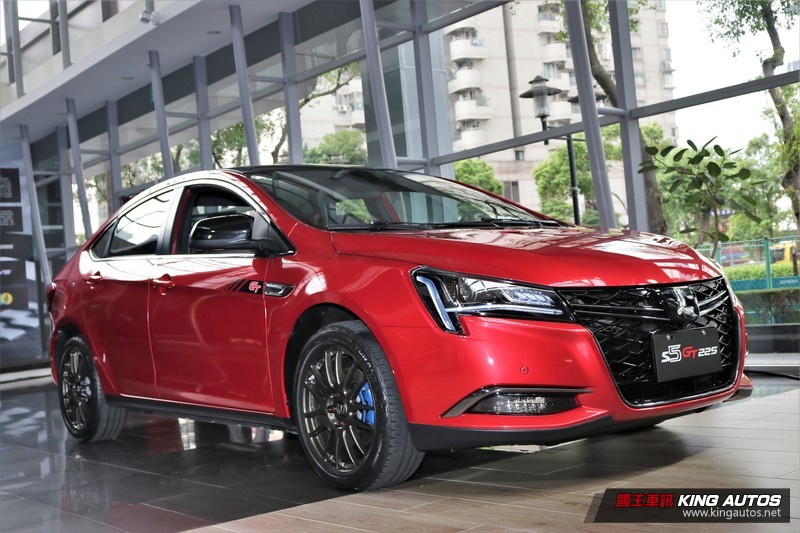 搶進國產性能市場 《Luxgen S5 GT225》發表上市 搶進國產性能市場 《Luxgen S5 GT225》發表上市