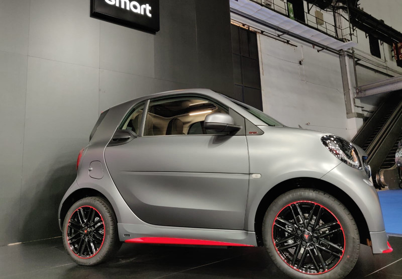 《smart EQ fortwo Ushuaïa Limited Edition》西班牙限量特仕聯名渡假飯店 《smart EQ fortwo Ushuaïa Limited Edition》西班牙限量特仕聯名渡假飯店