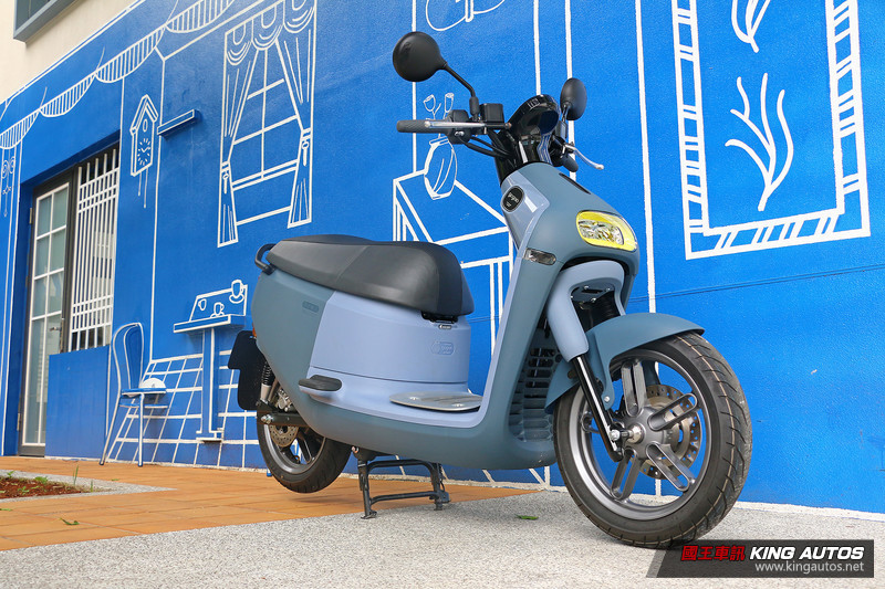 【國王BUY駕】國民車初體驗《Gogoro 3》值得購買的理由? 【國王BUY駕】國民車初體驗《Gogoro 3》值得購買的理由?