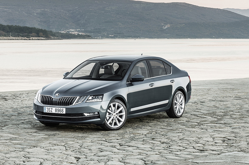 《Škoda Octavia》免費先開5個月 慶祝Lamigo棒球隊完成季冠軍5連霸 《Škoda Octavia》免費先開5個月 慶祝Lamigo棒球隊完成季冠軍5連霸