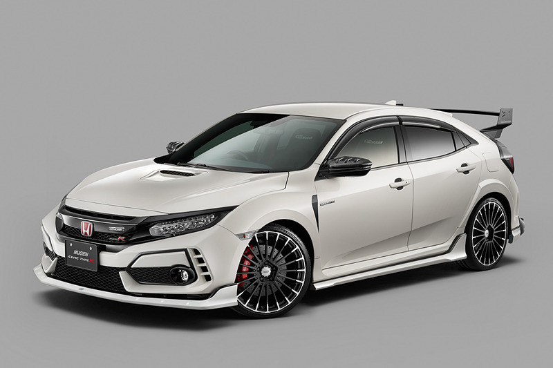 這套比較順眼 《Honda Civic Type R》專用無限改裝套件正式發售 這套比較順眼 《Honda Civic Type R》專用無限改裝套件正式發售