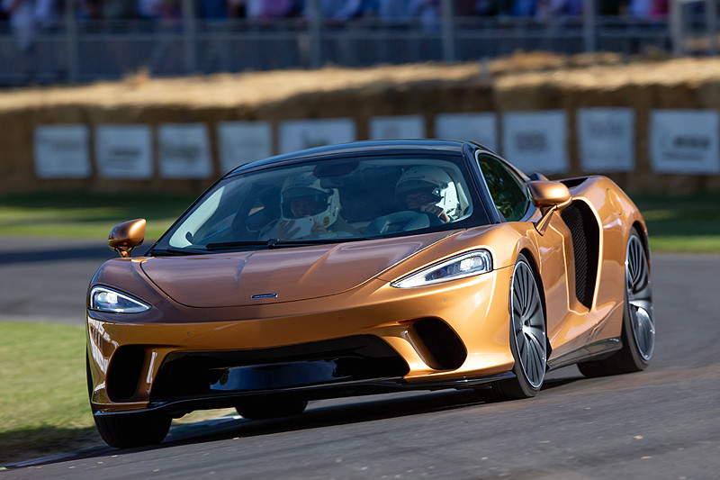 舒適型超跑 《McLaren GT》於Goodwood上坡道首度進行動態展演 舒適型超跑 《McLaren GT》於Goodwood上坡道首度進行動態展演