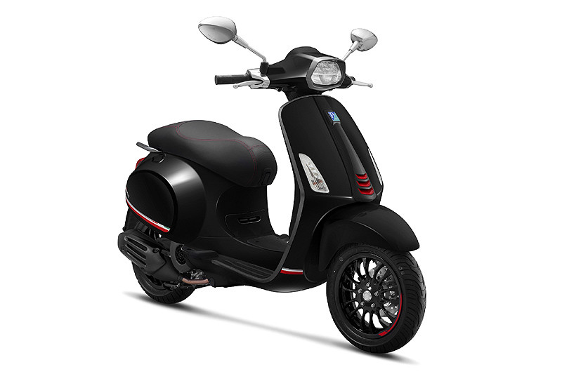 限量150部再次回歸 《Vespa Sprint Carbon》特仕版17.4萬起即刻登場 限量150部再次回歸 《Vespa Sprint Carbon》特仕版17.4萬起即刻登場
